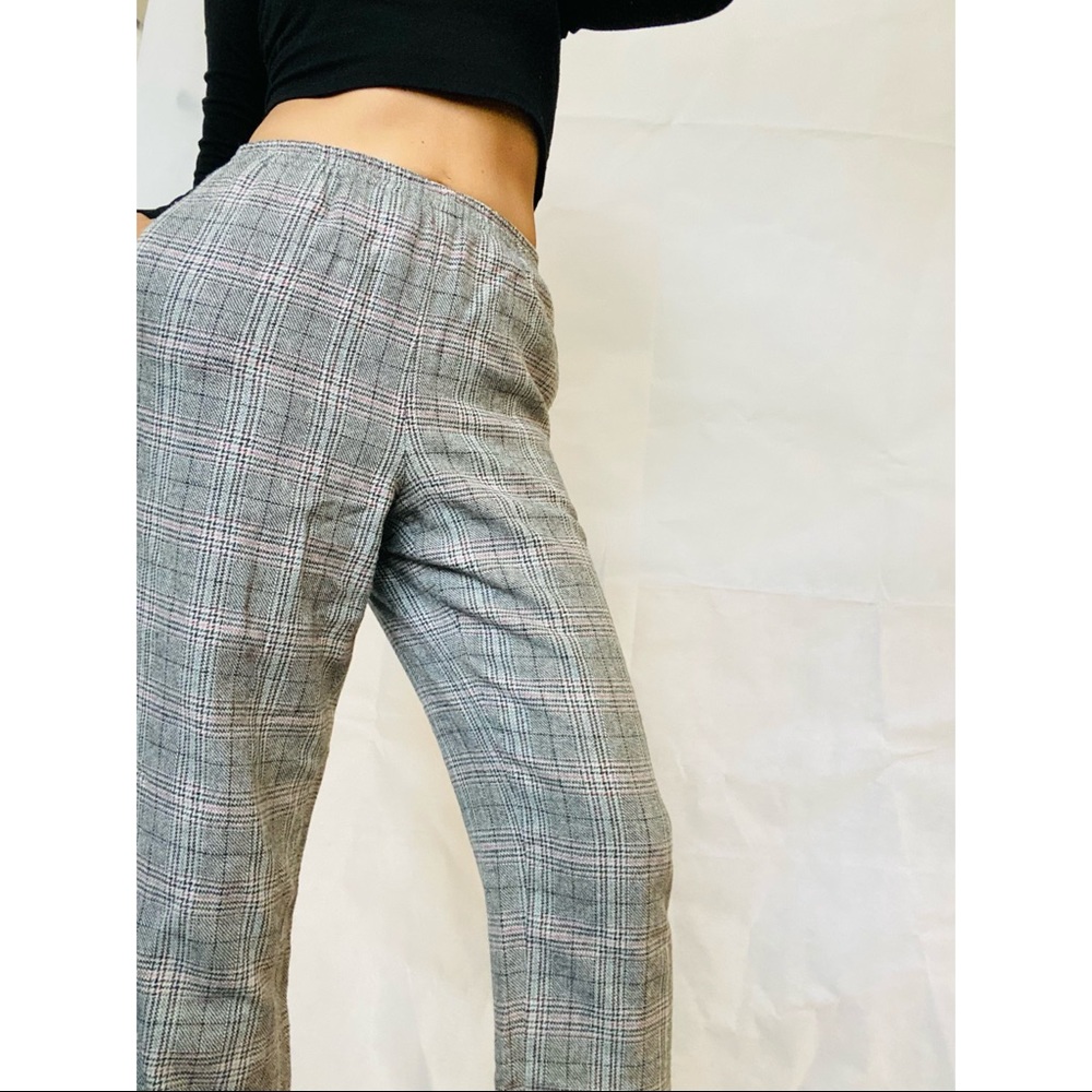 pleated pants